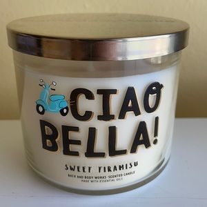 Bath & Body Works 3 Wick Candle - Sweet Tiramisu